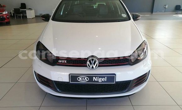 Nunua Ilio tumika Volkswagen Golf GTI White Gari ndani ya Ezulwini nchini Hhohho