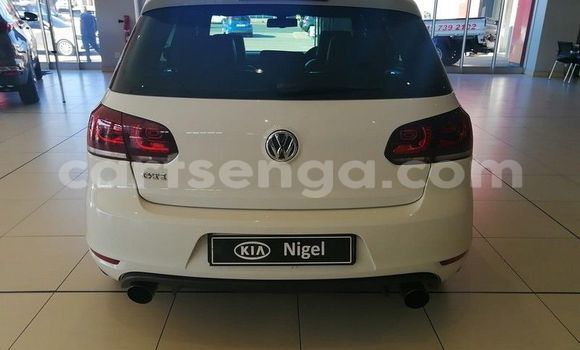 Nunua Ilio tumika Volkswagen Golf GTI White Gari ndani ya Ezulwini nchini Hhohho Nunua Ilio tumika Volkswagen Golf GTI White Gari ndani ya Ezulwini nchini Hhohho