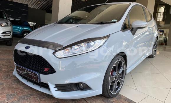 Nunua Ilio tumika Ford Fiesta ST Silver Gari ndani ya Ezulwini nchini Hhohho Nunua Ilio tumika Ford Fiesta ST Silver Gari ndani ya Ezulwini nchini Hhohho