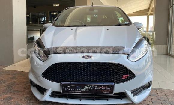 Nunua Ilio tumika Ford Fiesta ST Silver Gari ndani ya Ezulwini nchini Hhohho Nunua Ilio tumika Ford Fiesta ST Silver Gari ndani ya Ezulwini nchini Hhohho