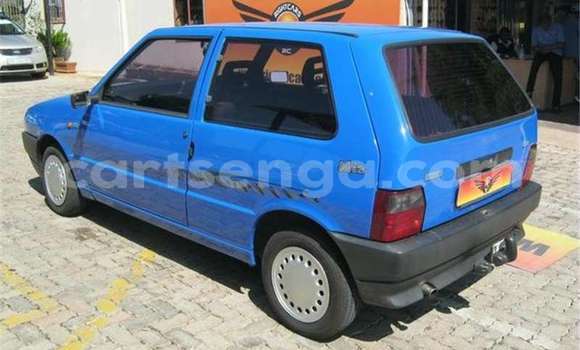 Nunua Ilio tumika Fiat Uno Blue Gari ndani ya Ezulwini nchini Hhohho Nunua Ilio tumika Fiat Uno Blue Gari ndani ya Ezulwini nchini Hhohho