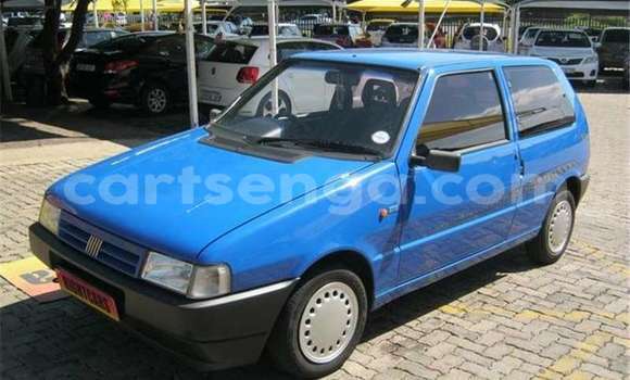 Nunua Ilio tumika Fiat Uno Blue Gari ndani ya Ezulwini nchini Hhohho Nunua Ilio tumika Fiat Uno Blue Gari ndani ya Ezulwini nchini Hhohho