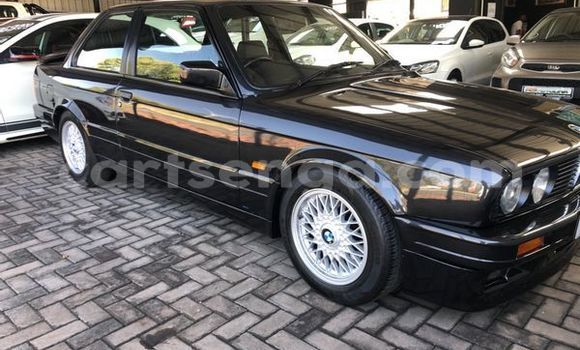 Nunua Ilio tumika BMW 326 Black Gari ndani ya Bulembu nchini Hhohho