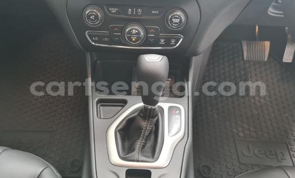 Nunua Ilio tumika Jeep Cherokee Red Gari ndani ya Bulembu nchini Hhohho Nunua Ilio tumika Jeep Cherokee Red Gari ndani ya Bulembu nchini Hhohho