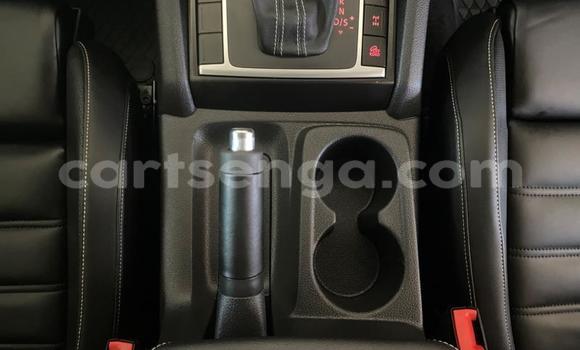 Nunua Ilio tumika Volkswagen Amarok White Gari ndani ya Bulembu nchini Hhohho Nunua Ilio tumika Volkswagen Amarok White Gari ndani ya Bulembu nchini Hhohho