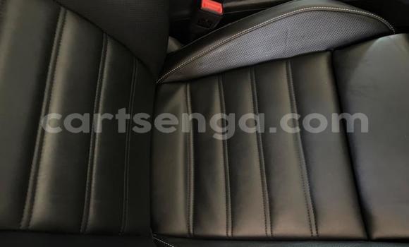 Nunua Ilio tumika Volkswagen Amarok White Gari ndani ya Bulembu nchini Hhohho Nunua Ilio tumika Volkswagen Amarok White Gari ndani ya Bulembu nchini Hhohho