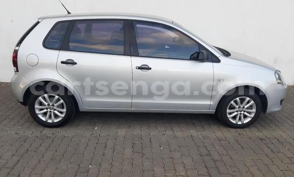 Nunua Ilio tumika Volkswagen Polo Silver Gari ndani ya Big Bend nchini Lubombo Nunua Ilio tumika Volkswagen Polo Silver Gari ndani ya Big Bend nchini Lubombo