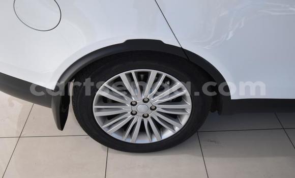 Acheter Occasion Voiture Land Rover Discovery Blanc à Big Bend, Lubombo District Acheter Occasion Voiture Land Rover Discovery Blanc à Big Bend, Lubombo District