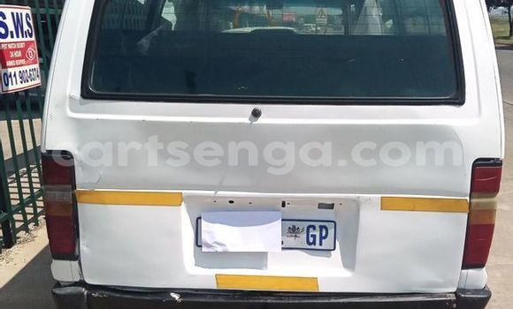 Nunua Ilio tumika Toyota Hiace White Gari ndani ya Big Bend nchini Lubombo Nunua Ilio tumika Toyota Hiace White Gari ndani ya Big Bend nchini Lubombo