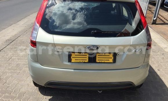 Nunua Ilio tumika Ford Fiesta Beige Gari ndani ya Big Bend nchini Wilaya ya Lubombo Nunua Ilio tumika Ford Fiesta Beige Gari ndani ya Big Bend nchini Wilaya ya Lubombo