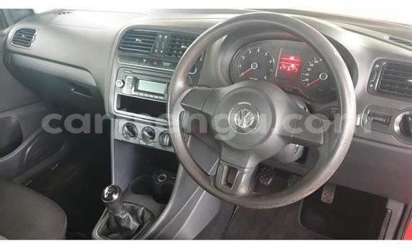 Nunua Ilio tumika Volkswagen Polo Red Gari ndani ya Manzini nchini Manzini Nunua Ilio tumika Volkswagen Polo Red Gari ndani ya Manzini nchini Manzini