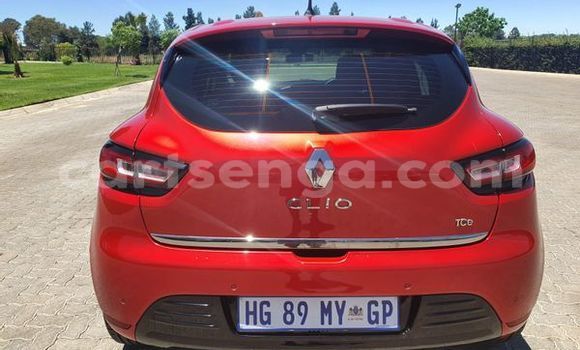 Acheter Occasion Voiture Renault Clio Rouge à Bulembu, Hhohho Acheter Occasion Voiture Renault Clio Rouge à Bulembu, Hhohho