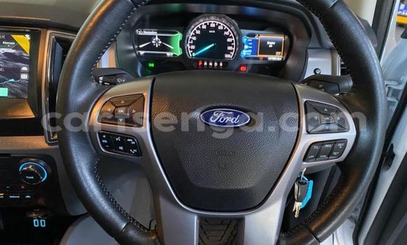 Nunua Ilio tumika Ford Ranger White Gari ndani ya Big Bend nchini Lubombo Nunua Ilio tumika Ford Ranger White Gari ndani ya Big Bend nchini Lubombo