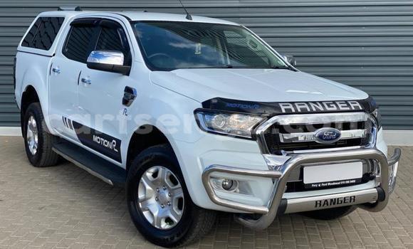 Nunua Ilio tumika Ford Ranger White Gari ndani ya Big Bend nchini Lubombo Nunua Ilio tumika Ford Ranger White Gari ndani ya Big Bend nchini Lubombo