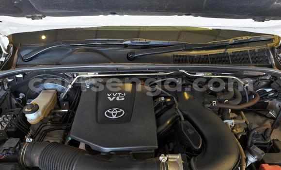 Nunua Ilio tumika Toyota Fortuner White Gari ndani ya Big Bend nchini Lubombo Nunua Ilio tumika Toyota Fortuner White Gari ndani ya Big Bend nchini Lubombo