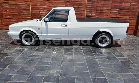 Nunua Ilio tumika Volkswagen Caddy White Gari ndani ya Ezulwini nchini Hhohho Nunua Ilio tumika Volkswagen Caddy White Gari ndani ya Ezulwini nchini Hhohho