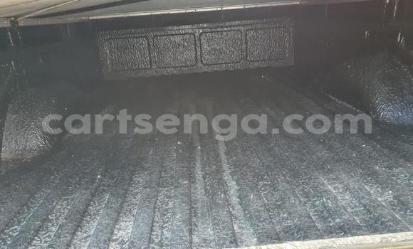 Nunua Ilio tumika Volkswagen Caddy White Gari ndani ya Ezulwini nchini Hhohho Nunua Ilio tumika Volkswagen Caddy White Gari ndani ya Ezulwini nchini Hhohho