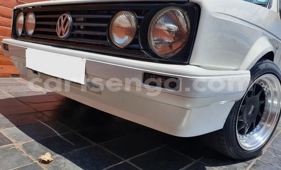 Nunua Ilio tumika Volkswagen Caddy White Gari ndani ya Ezulwini nchini Hhohho Nunua Ilio tumika Volkswagen Caddy White Gari ndani ya Ezulwini nchini Hhohho