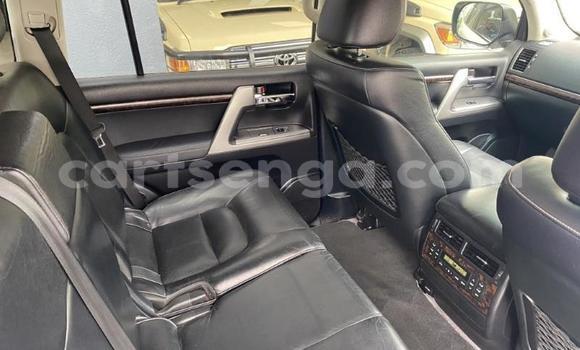 Acheter Occasion Voiture Toyota Land Cruiser Blanc à Manzini, Manzini Acheter Occasion Voiture Toyota Land Cruiser Blanc à Manzini, Manzini