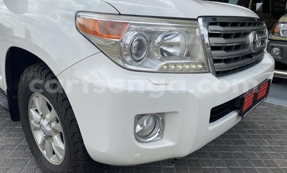 Acheter Occasion Voiture Toyota Land Cruiser Blanc à Manzini, Manzini Acheter Occasion Voiture Toyota Land Cruiser Blanc à Manzini, Manzini