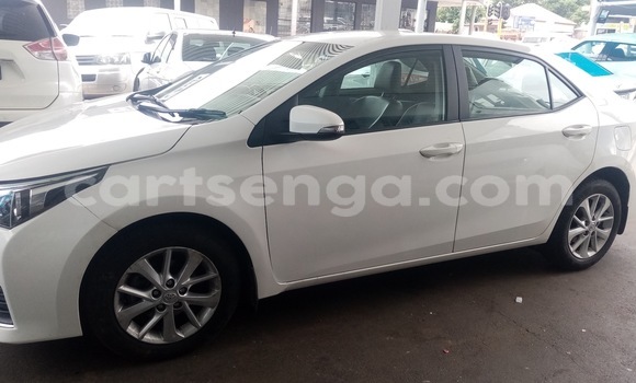 Buy Used Toyota Corolla White Car in Mbabane in Manzini Buy Used Toyota Corolla White Car in Mbabane in Manzini