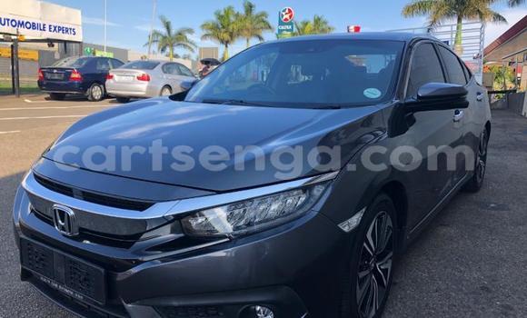 Nunua Ilio tumika Honda Civic Beige Gari ndani ya Ezulwini nchini Hhohho Nunua Ilio tumika Honda Civic Beige Gari ndani ya Ezulwini nchini Hhohho