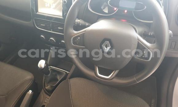 Acheter Occasion Voiture Renault Clio RS Gris à Hlatikulu, Shiselweni District Acheter Occasion Voiture Renault Clio RS Gris à Hlatikulu, Shiselweni District