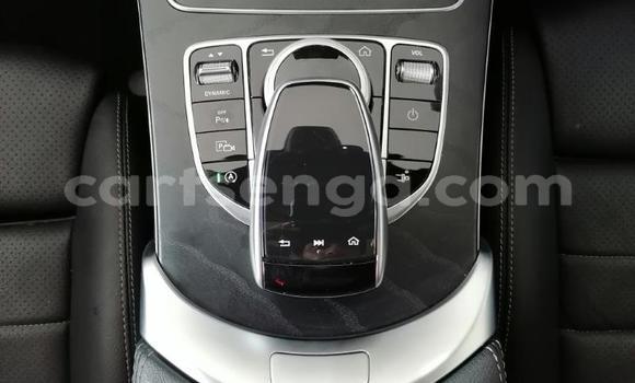 Nunua Ilio tumika Mercedes‒Benz C–Class Silver Gari ndani ya Big Bend nchini Lubombo Nunua Ilio tumika Mercedes‒Benz C–Class Silver Gari ndani ya Big Bend nchini Lubombo