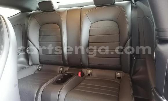 Nunua Ilio tumika Mercedes‒Benz C–Class Silver Gari ndani ya Big Bend nchini Lubombo Nunua Ilio tumika Mercedes‒Benz C–Class Silver Gari ndani ya Big Bend nchini Lubombo