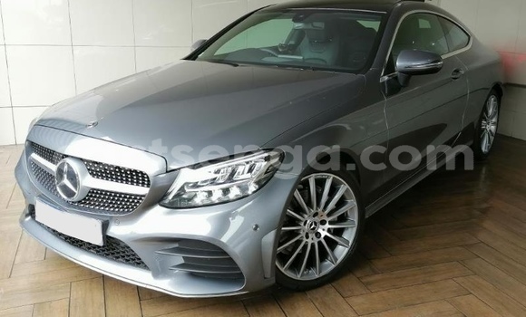 Nunua Ilio tumika Mercedes‒Benz C–Class Silver Gari ndani ya Big Bend nchini Lubombo Nunua Ilio tumika Mercedes‒Benz C–Class Silver Gari ndani ya Big Bend nchini Lubombo