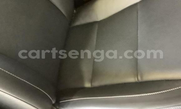 Acheter Occasion Voiture Toyota Hilux Blanc à Hlatikulu, Shiselweni District Acheter Occasion Voiture Toyota Hilux Blanc à Hlatikulu, Shiselweni District