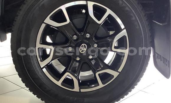 Acheter Occasion Voiture Toyota Hilux Blanc à Hlatikulu, Shiselweni District Acheter Occasion Voiture Toyota Hilux Blanc à Hlatikulu, Shiselweni District