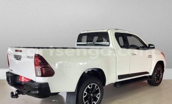 Acheter Occasion Voiture Toyota Hilux Blanc à Hlatikulu, Shiselweni District Acheter Occasion Voiture Toyota Hilux Blanc à Hlatikulu, Shiselweni District