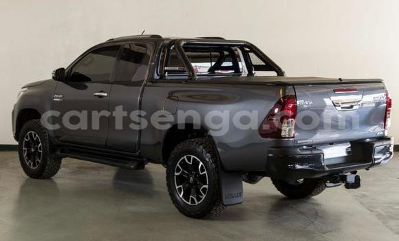 Buy Used Toyota Hilux Silver Car in Ezulwini in Hhohho Buy Used Toyota Hilux Silver Car in Ezulwini in Hhohho