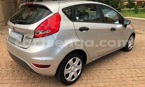 Acheter Occasion Voiture Ford Fiesta Gris à Ezulwini, Hhohho Acheter Occasion Voiture Ford Fiesta Gris à Ezulwini, Hhohho