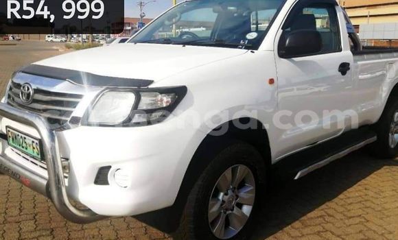 Buy Used Toyota Hilux White Car in Manzini in Manzini Buy Used Toyota Hilux White Car in Manzini in Manzini