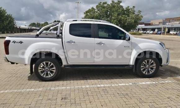 Buy Used Isuzu D–MAX White Car in Mbabane in Manzini Buy Used Isuzu D–MAX White Car in Mbabane in Manzini