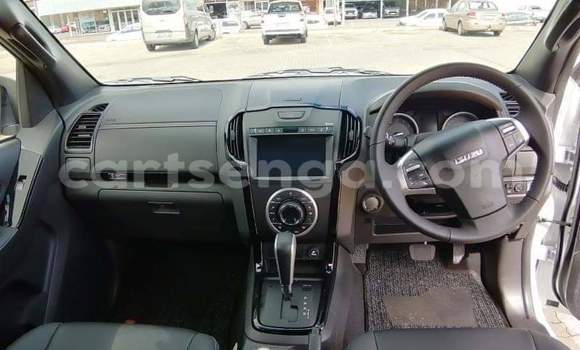 Buy Used Isuzu D–MAX White Car in Mbabane in Manzini Buy Used Isuzu D–MAX White Car in Mbabane in Manzini
