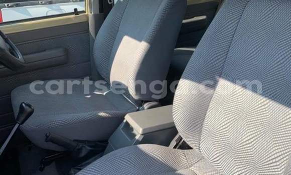 Acheter Occasion Voiture Toyota Land Cruiser Beige à Ezulwini, Hhohho Acheter Occasion Voiture Toyota Land Cruiser Beige à Ezulwini, Hhohho