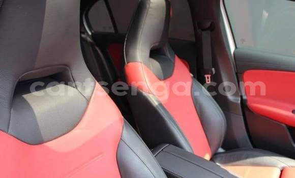 Acheter Occasion Voiture Mercedes‒Benz A–Class Blanc à Hlatikulu, Shiselweni District Acheter Occasion Voiture Mercedes‒Benz A–Class Blanc à Hlatikulu, Shiselweni District