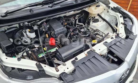 Acheter Occasion Voiture Toyota Avanza Blanc à Big Bend, Lubombo Acheter Occasion Voiture Toyota Avanza Blanc à Big Bend, Lubombo