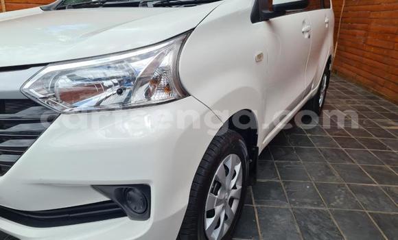 Acheter Occasion Voiture Toyota Avanza Blanc à Big Bend, Lubombo Acheter Occasion Voiture Toyota Avanza Blanc à Big Bend, Lubombo