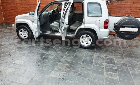 Acheter Occasion Voiture Jeep Cherokee Gris à Big Bend, Lubombo Acheter Occasion Voiture Jeep Cherokee Gris à Big Bend, Lubombo