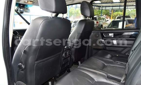 Acheter Occasion Voiture Land Rover Discovery Blanc à Big Bend, Lubombo District Acheter Occasion Voiture Land Rover Discovery Blanc à Big Bend, Lubombo District