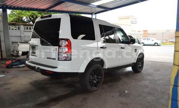 Acheter Occasion Voiture Land Rover Discovery Blanc à Big Bend, Lubombo District Acheter Occasion Voiture Land Rover Discovery Blanc à Big Bend, Lubombo District