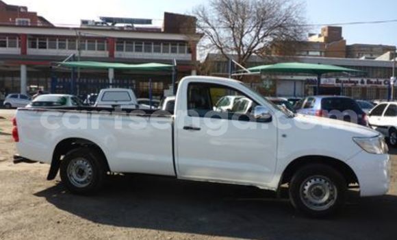 Acheter Occasion Voiture Toyota Hilux Blanc à Mbabane, Manzini Acheter Occasion Voiture Toyota Hilux Blanc à Mbabane, Manzini
