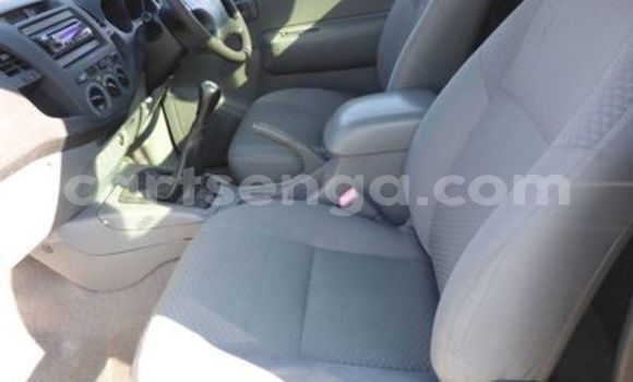 Acheter Occasion Voiture Toyota Hilux Blanc à Mbabane, Manzini Acheter Occasion Voiture Toyota Hilux Blanc à Mbabane, Manzini