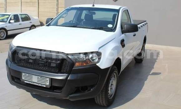 Nunua Ilio tumika Ford Ranger White Gari ndani ya Manzini nchini Manzini