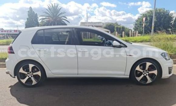 Acheter Occasion Voiture Volkswagen Golf Blanc à Ezulwini, Hhohho Acheter Occasion Voiture Volkswagen Golf Blanc à Ezulwini, Hhohho