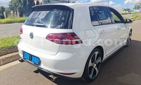 Acheter Occasion Voiture Volkswagen Golf Blanc à Ezulwini, Hhohho Acheter Occasion Voiture Volkswagen Golf Blanc à Ezulwini, Hhohho